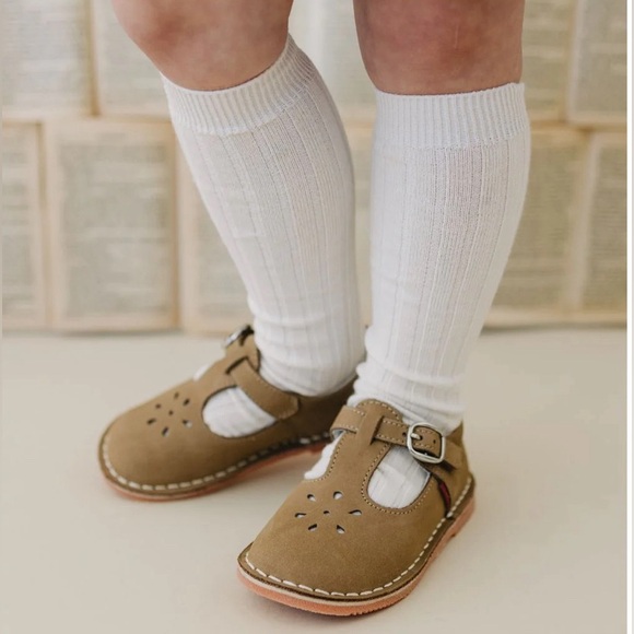 L’Amour Joy Classic Nubuck Leather T-Strap Mary Jane - Picture 3 of 3